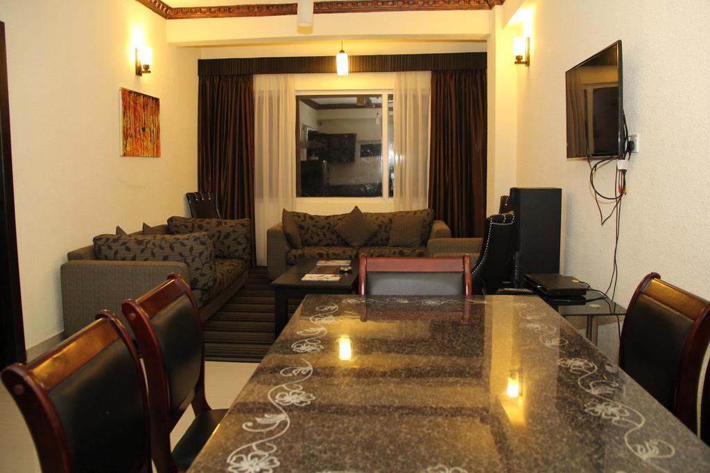 Hotel Sunhill - Colombo Kültér fotó