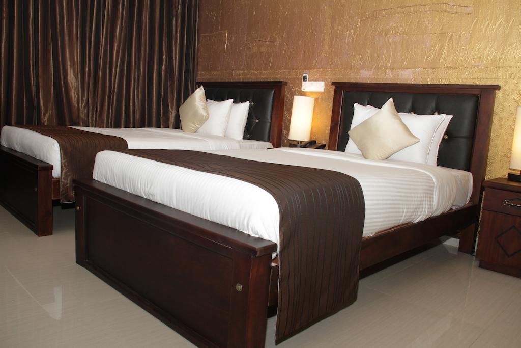 Hotel Sunhill - Colombo Kültér fotó