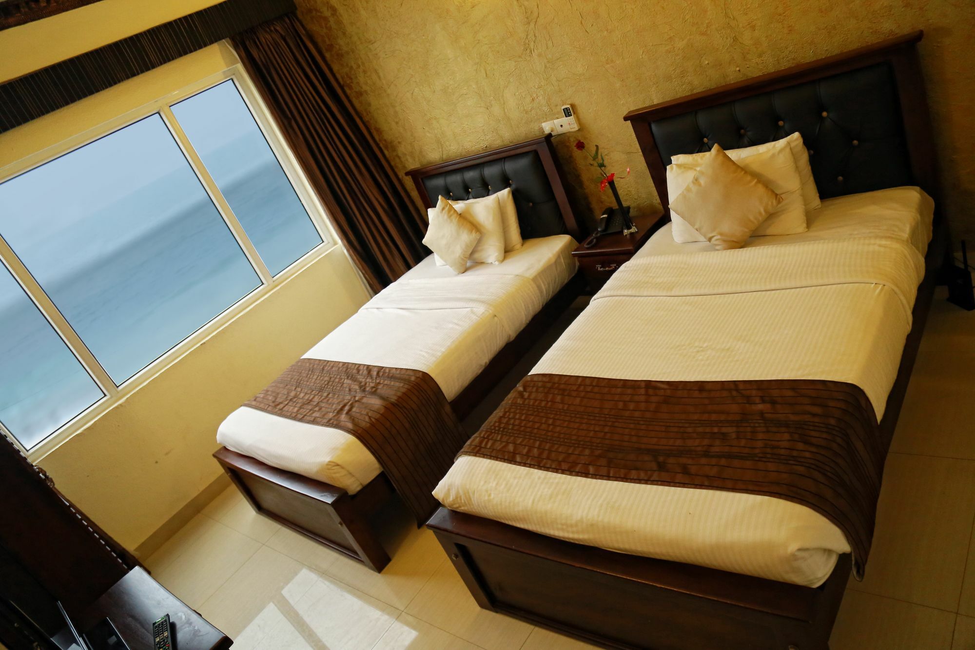 Hotel Sunhill - Colombo Kültér fotó
